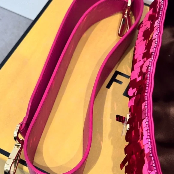 Fendi Fuchsia Pink Sequin Baguette Gold Hardware ‘Sex and the City’ New Rare - Picture 12 of 15